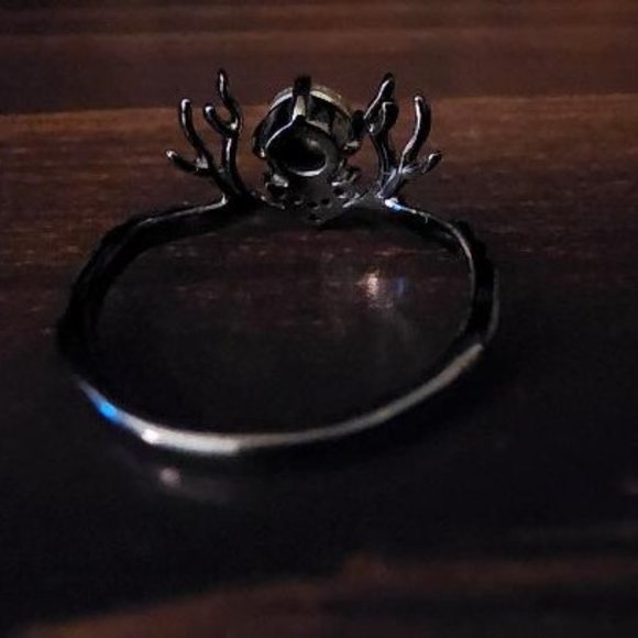 Fragrant Jewels Wicked Fairy Ring - Picture 6 of 6